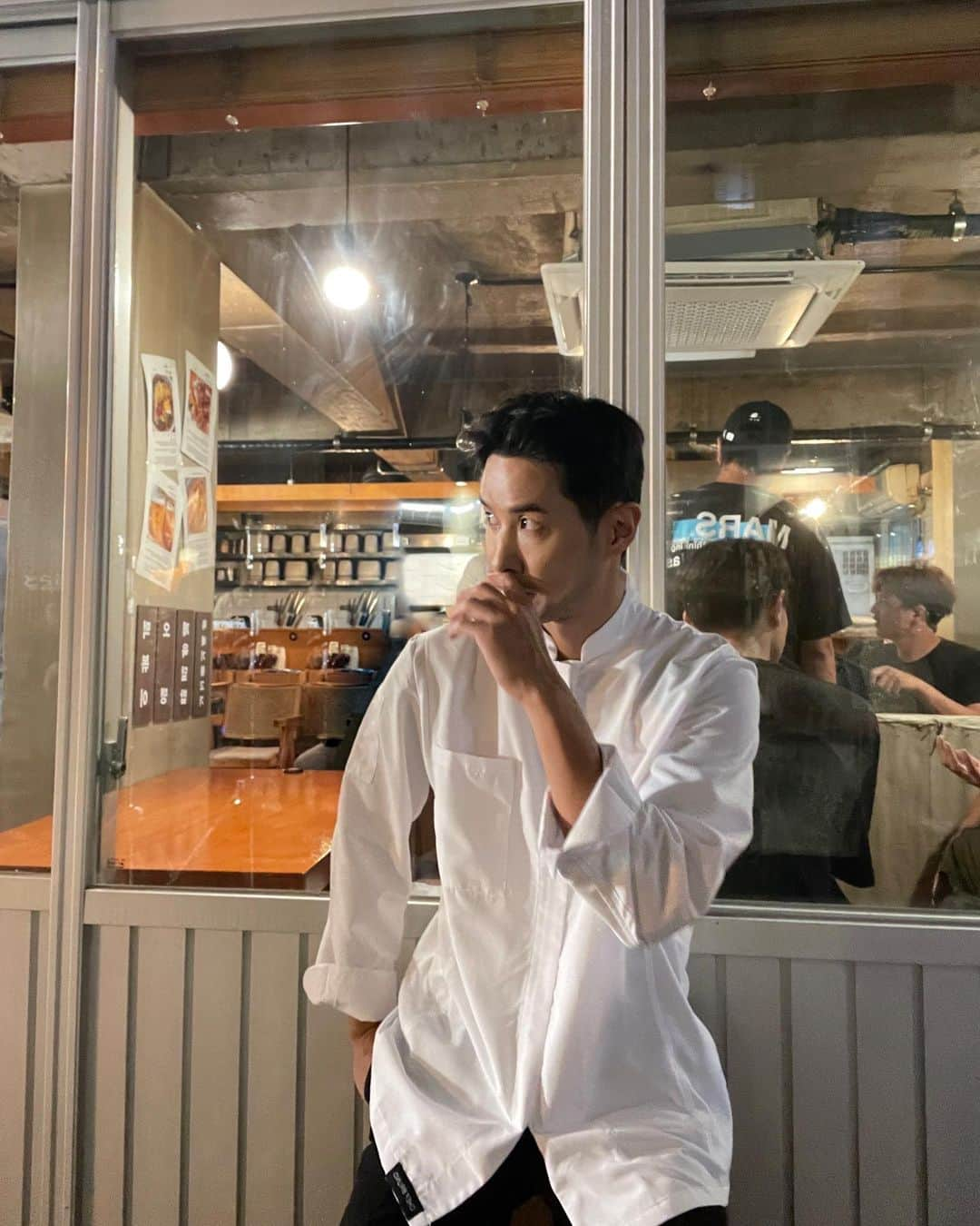 キム・ジソクさんのインスタグラム写真 - (キム・ジソクInstagram)「ㅇ ㅖ 쉪 !! 👨‍🍳🥘」8月30日 22時11分 - kimjiseok16