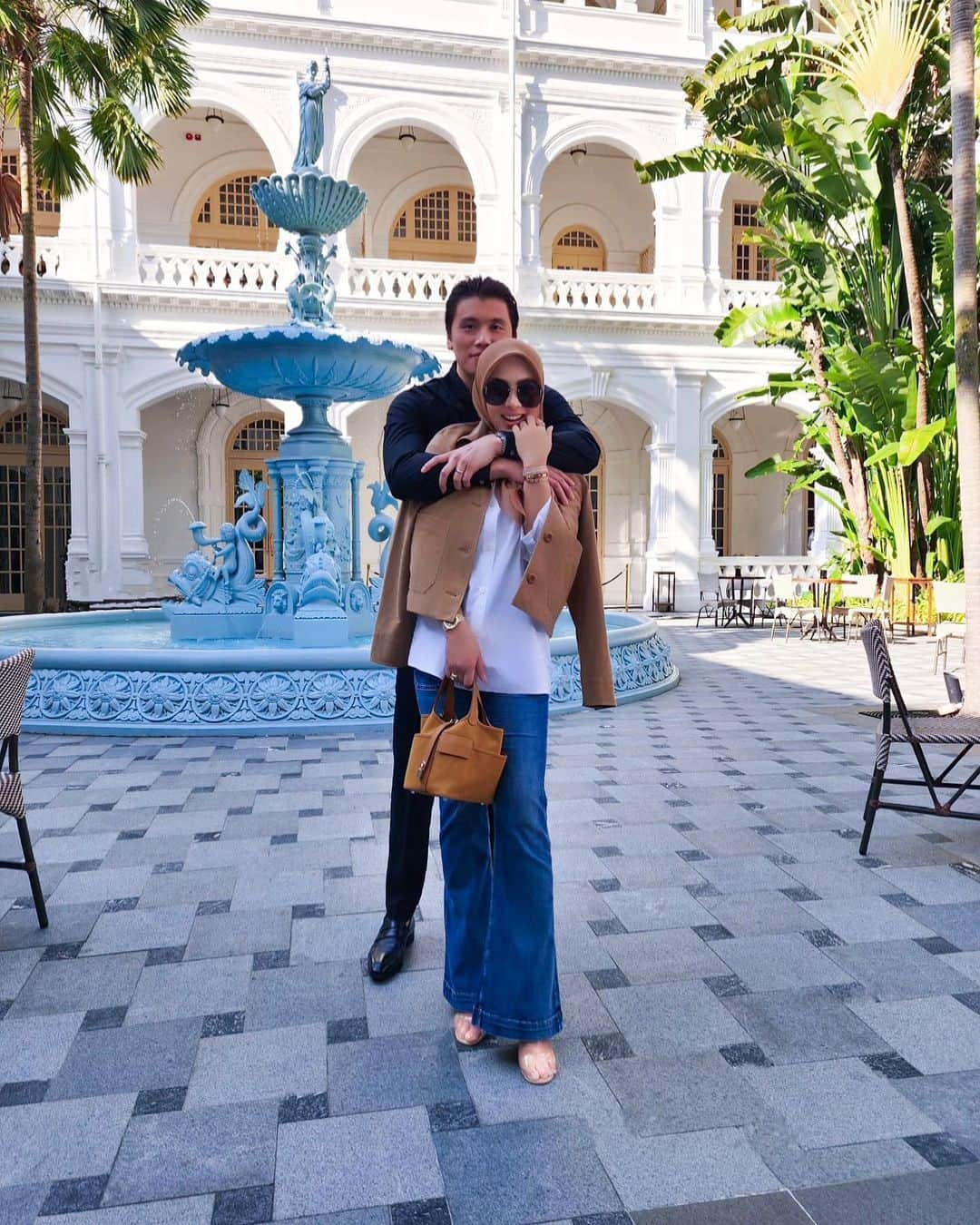 Syahriniのインスタグラム：「•  ~ Two Souls One Heart ~  ____________________ ~𝓢𝓨𝓡~ _____________________  #PrincesSyahrini #Singapore_August2023」