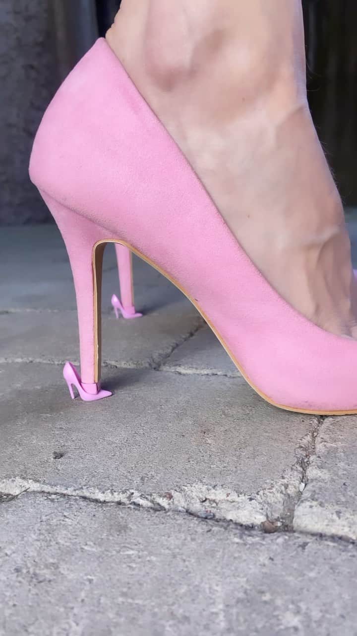 アルヴィダ・バイストロムのインスタグラム：「💖」