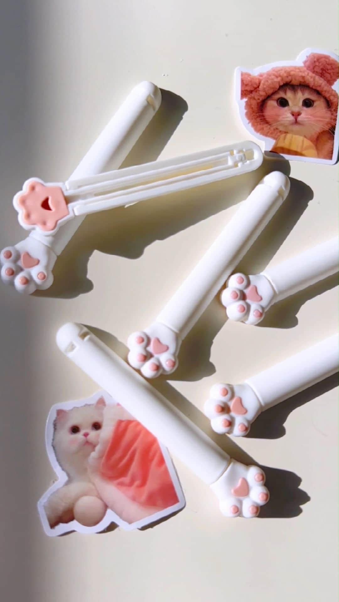 SHEINのインスタグラム：「Get your paws on these clips to keep your snacks staying fur-esh! 🐾😼  🔎20303861  #SHEIN #SHEINforAll #SHEINstyle #fashion #chic #saveinstyle」