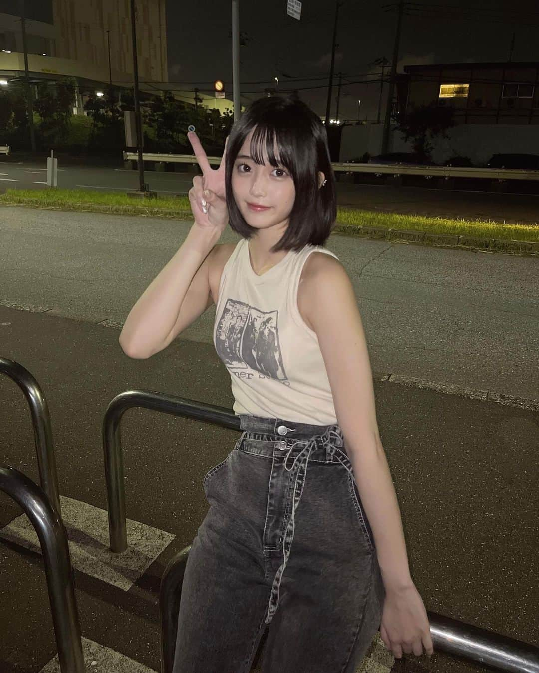 益田珠希さんのインスタグラム写真 - (益田珠希Instagram)「最近前髪わけてる ^ ̫^ ♡   #アイドル  #idol  #04  #ootd  #ootn #hollister」8月30日 22時47分 - tamaki_masuda_box