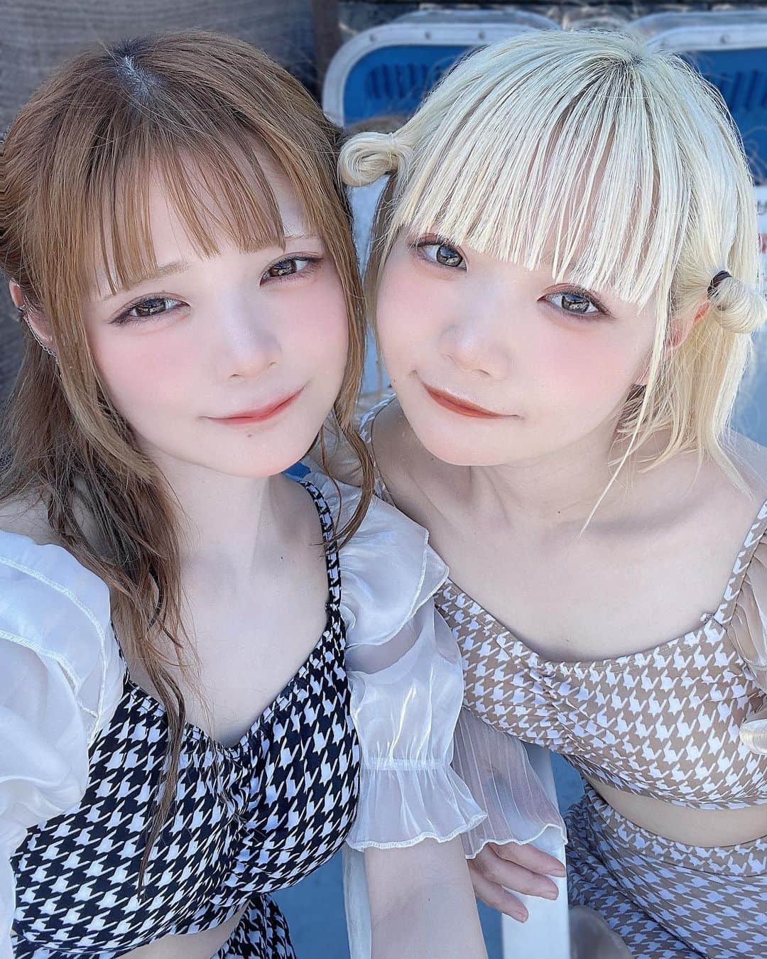 眠岸ぷりんのインスタグラム：「今年はおそろい✌️」