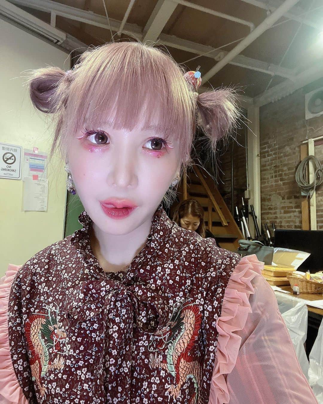 大森靖子のインスタグラム：「函館　素敵な街でした。 この地の青春が明確にコンテンツ化されている、わたしも私の地元の香りを文学にしたいなと改めて思いました。」
