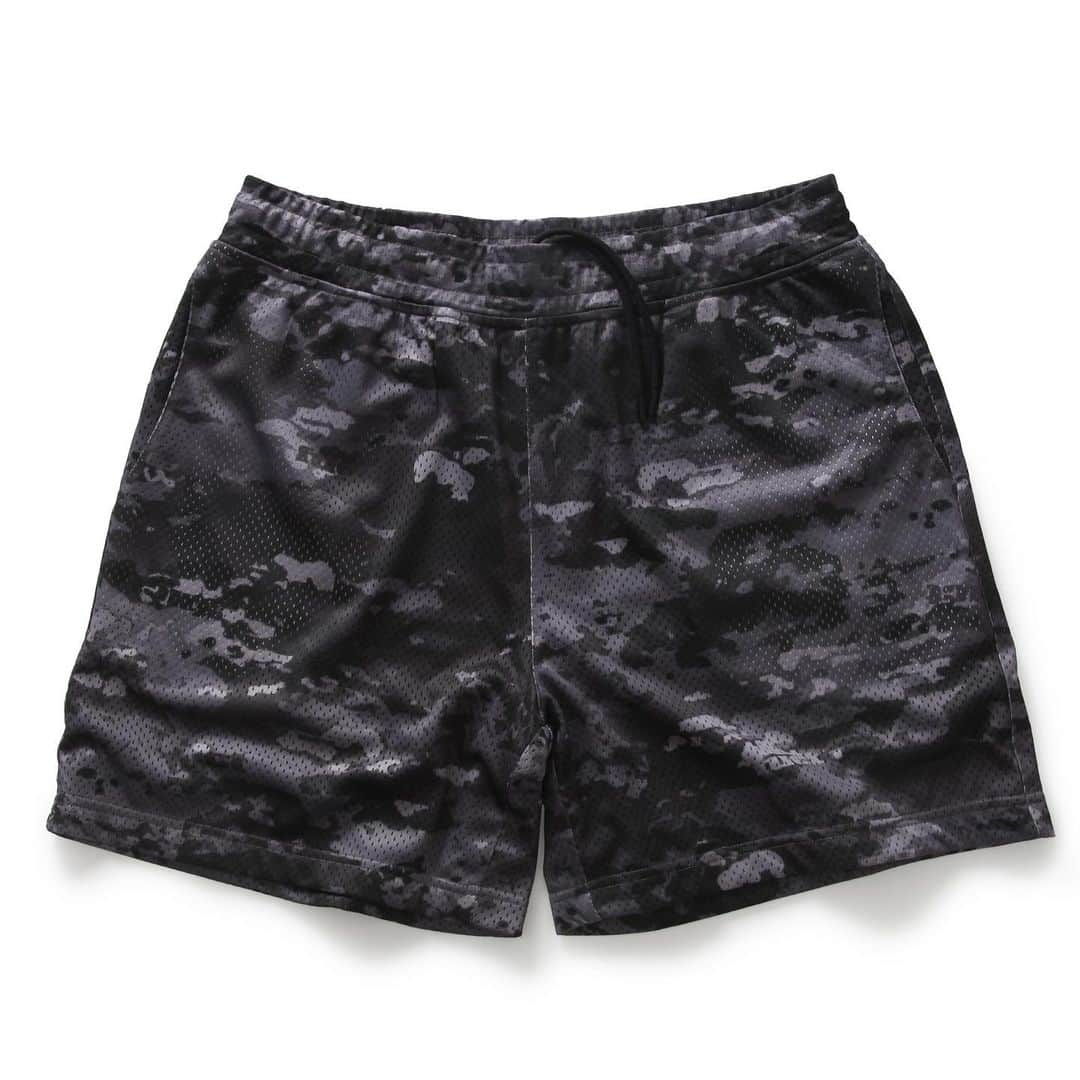 ファクトのインスタグラム：「OPC MESH SHORTS FRI. 12PM (PST)」