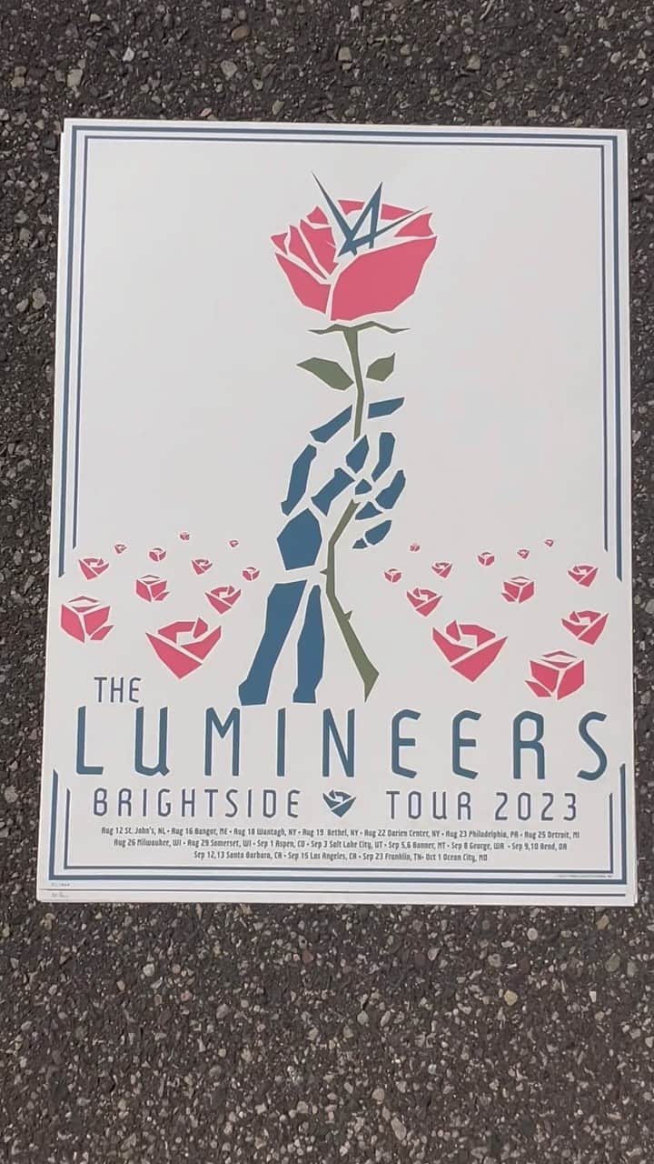 The Lumineersのインスタグラム：「2023 tour poster start to finish! Printed and at our merch booths! 💙🖨️💙」