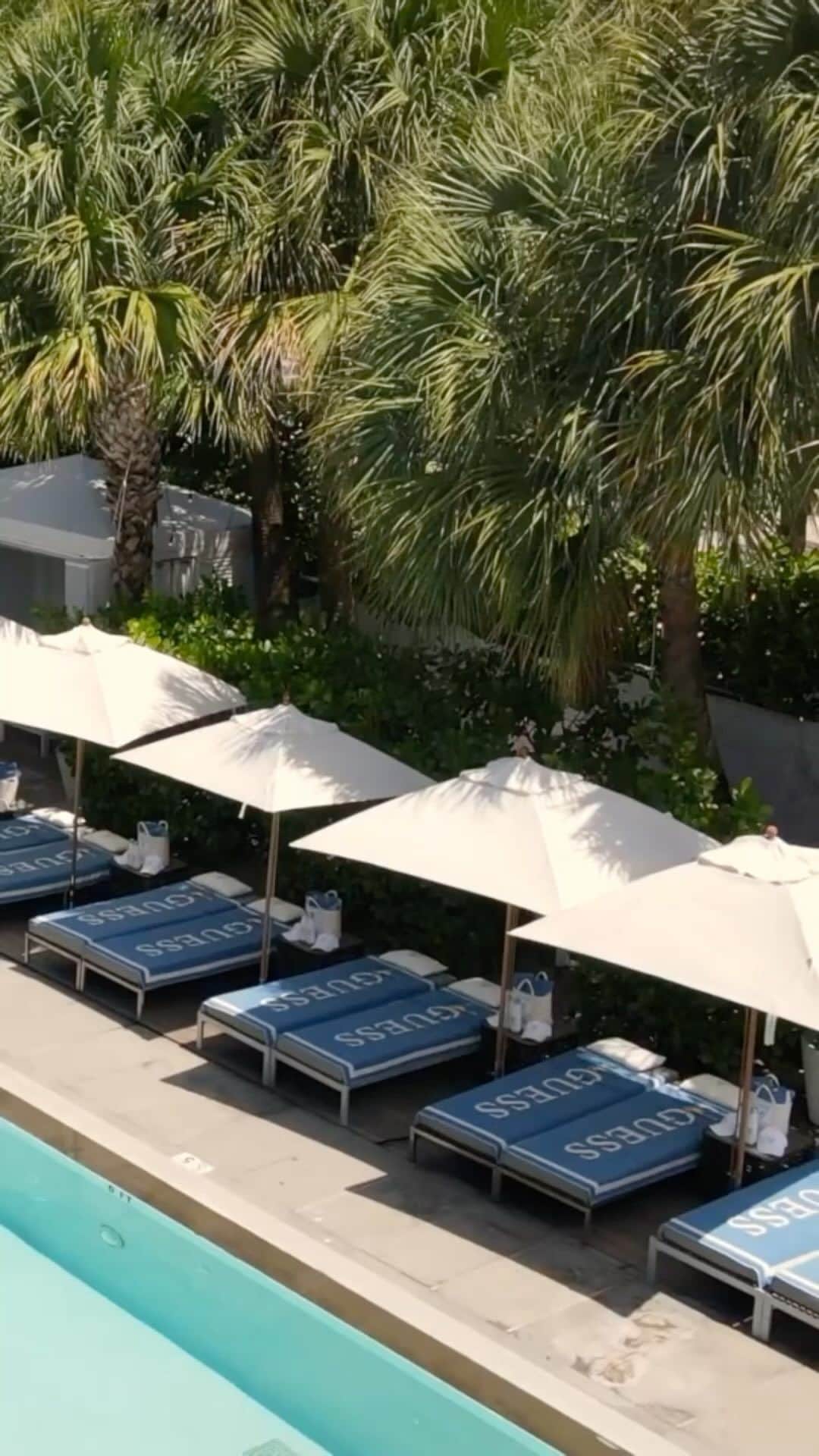 ゲスのインスタグラム：「Welcome to GUESS Beach Club Miami. @hydebeachmiami #GUESSBeachClub」