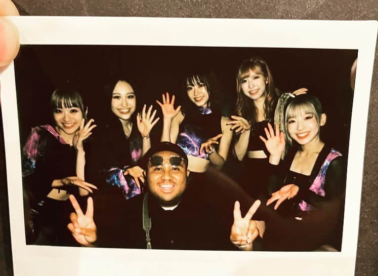 アントニーさんのインスタグラム写真 - (アントニーInstagram)「先日24emotionsの ライブに行って来ましたー！！！ 楽しかったーーー  #24emotions  #みんなダンスきれっきれだったー #箱推ししよ #てかアイドルライブに全身黒い服で行ったら完全にセキュリティーだった #あと絶対的にアンコール1番最初に言ったの僕です。 #生まれ変わったらアイドルになりたい。」8月31日 12時10分 - anthonymatenroudayo