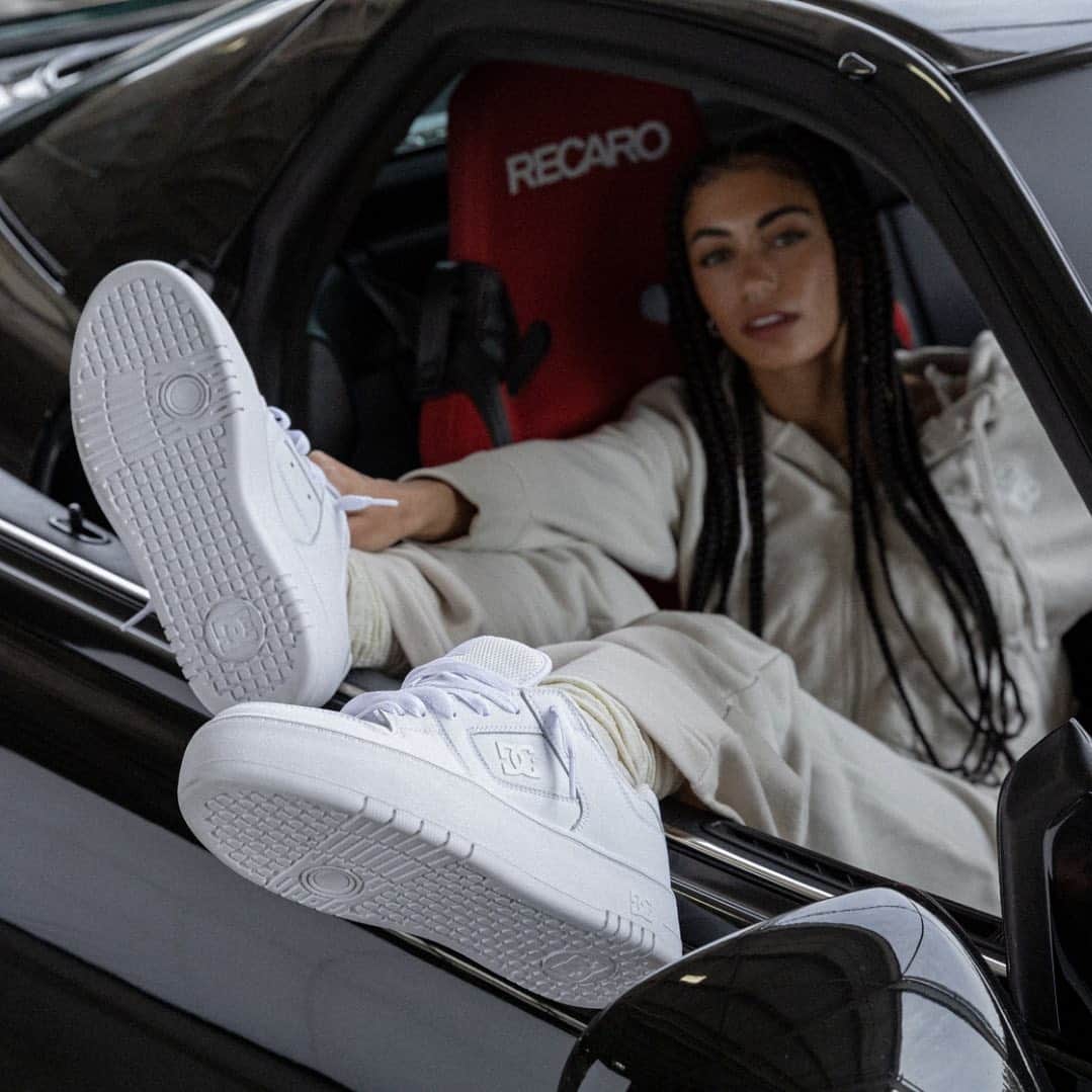 DCシューズのインスタグラム：「New Women’s Manteca 4 Platforms just landed on our site 👈  Link in bio to shop 🚘」