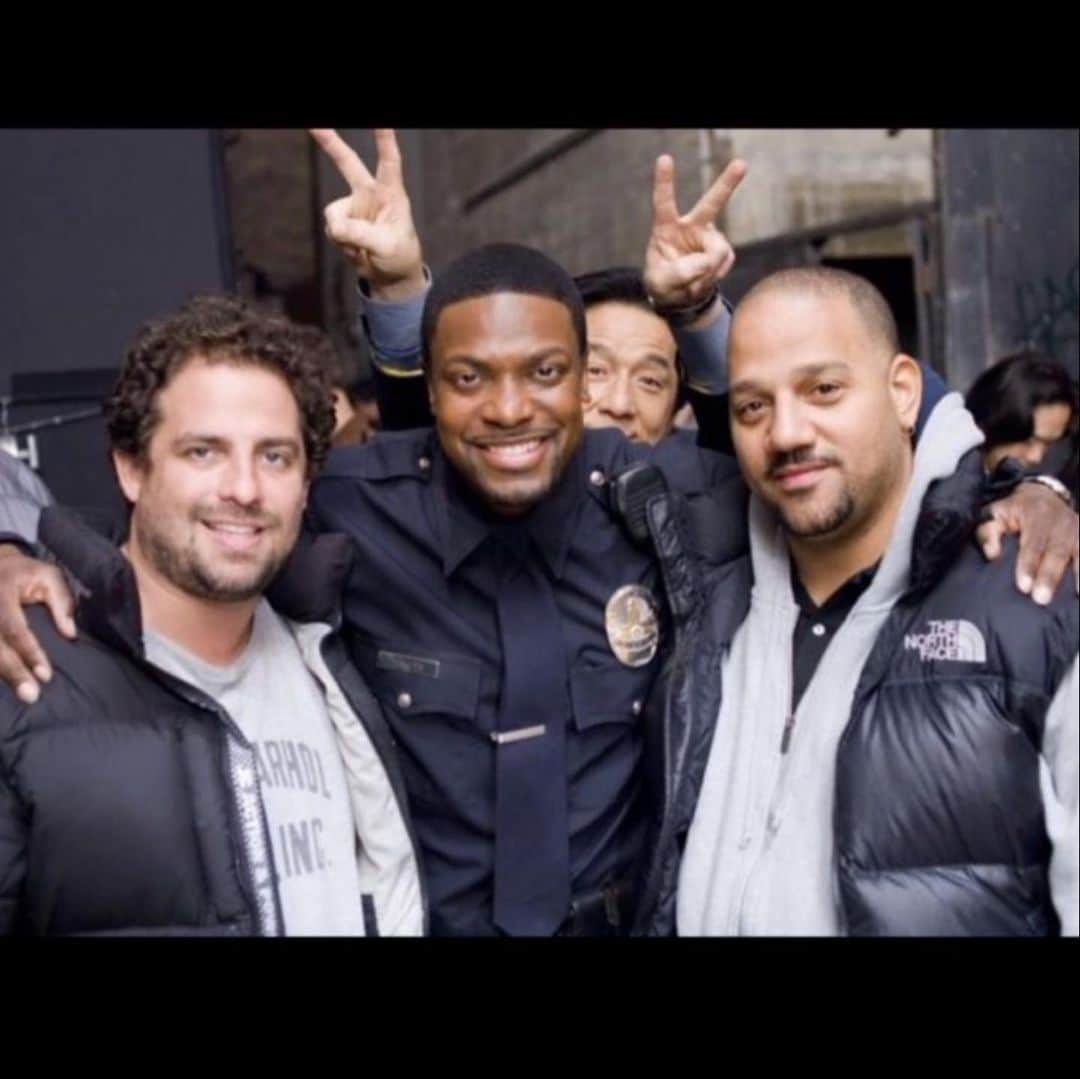 ブレット・ラトナーさんのインスタグラム写真 - (ブレット・ラトナーInstagram)「Happy birthday to my Brother @christucker No one like Chris on this earth! It was a blessing that we met. Very proud of the work we did together going all the way back to Heavy D’s music video ‘Nuttin But Love’ to the 4 movies we made together and lots of great memories in between! I got Nuttin But Love 4 u Chris xo」8月31日 11時21分 - brettrat