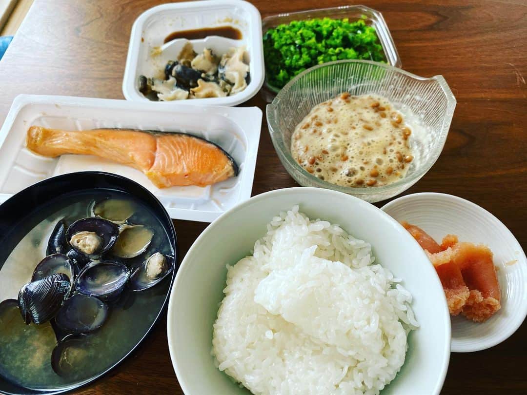 小沢仁志さんのインスタグラム写真 - (小沢仁志Instagram)「おはようさん❗️ 今日は和食で乗り切る👍」8月31日 11時18分 - ozawa_hitoshi