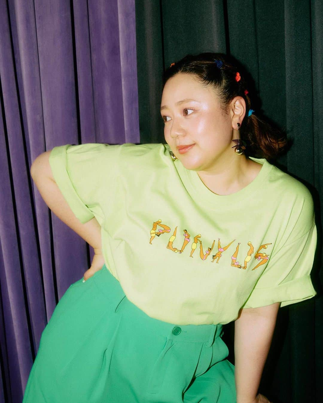 PUNYUSのインスタグラム：「Punyus logo big T-shirt ¥5,500  #punyus #ぷにゅず #プニュズ #渡辺直美  #watanabenaomi #plussizebeauty #unisex #plussize #plussizefashion #tokyo #harajuku #tokyofashion #harajukustyle #ユニセックスブランド #ぽっちゃりコーデ #ぽっちゃり女子 #chubby  #chubbygirl #体型カバー #体型カバーコーデ #プチプラ  #tシャツコーデ」