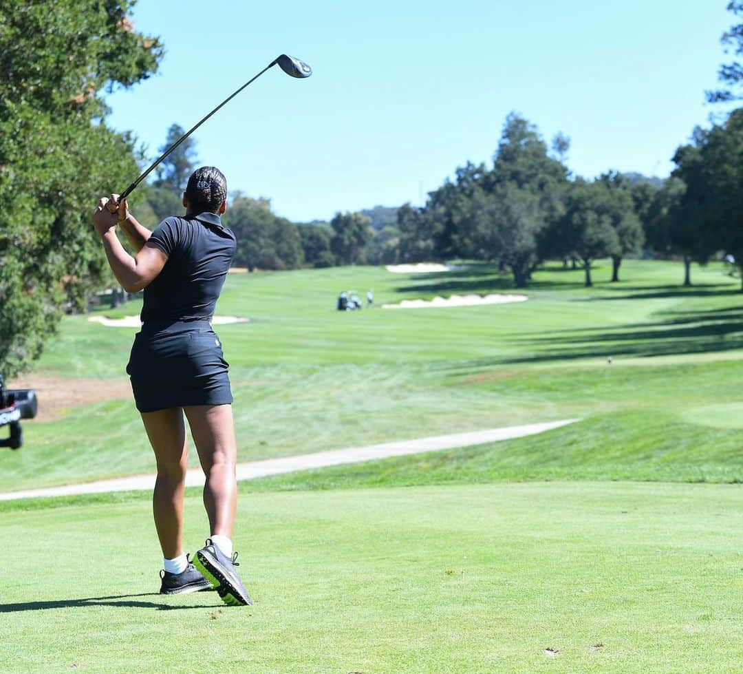 ステフィン・カリーさんのインスタグラム写真 - (ステフィン・カリーInstagram)「Our 4th Annual @workday Charity Classic w/@eatlearnplay was our best one yet! Every year, we have an absolute blast celebrating with our incredible partners, raising funds to support Oakland youth, and having fun on the course ⛳️. THANK YOU to all, especially our generous host @workday and co-CEO Aneel Bhusri for their continued support, along with @lineagelogistics, @nuna_usa, @regencell_bioscience, and the Harman family.  📷 @noahgphotos/@gettyimages」8月31日 3時49分 - stephencurry30