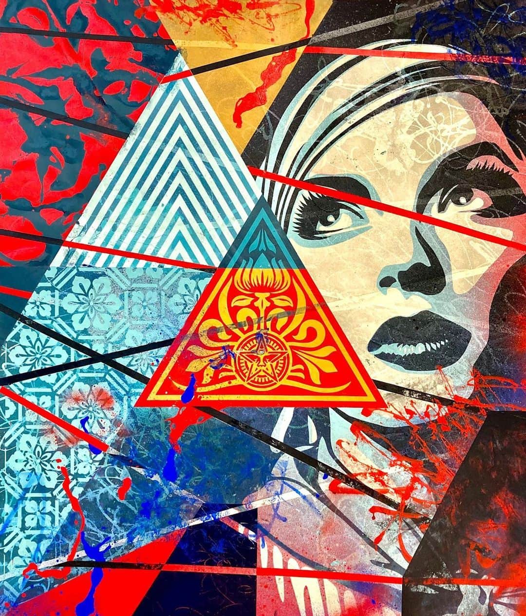 Shepard Faireyのインスタグラム：「My gallery @subliminalprojects is pleased to present The Versus Project IV, an international traveling group exhibition co-curated by the German artist duo Layer Cake (@layercake_hundertmarkhartl), individually known as graffiti veterans Patrick Hartl (@stylefighting) and Christian Hundertmark (@c100atelier). The show challenges the well-known Graffiti rule: never paint over other writers, by inviting the broader graffiti and street art community to do just that. The collaborative works result in layers of each artist's contribution that both blend and highlight their personal styles.⁠ ⁠ This show concept is very appealing to me not only because I love Layer Cake’s art and collaborating with other artists, but also because Layer Cake’s approach harnesses the charm of what organically and chaotically happens to art on the streets as weather and other forces degrade/evolve the original creation.⁠ ⁠ Join us Saturday, September 16th, 6-10 PM for the Opening Reception. To kick off the reception the gallery will host a special Artist Talk at 6:15 PM with Layer Cake, featuring @chaz_bojorquez and myself, moderated by Steven P. Harrington co-founder of Brooklyn Street Art (@bkstreetart). RSVP to rsvp@subliminalprojects.com to attend. Link in bio for more information!⁠ –Shepard⁠ ⁠ CONTRIBUTING ARTISTS⁠ ⁠ AKTE ONE (@akte_one), Bond Truluv (@bondtruluv), Carolina Falkholt (@carolinafalkholt), Chaz Bojórquez (@chaz_bojorquez), Cren (Michel Cren Pietsch)(@cren_art), CRYPTIK (@_cryptik_), Dave the Chimp (@davethechimp), Flying Förtress (@flyingfortress5410), Formula76 (formula76), HERA, HNRX (@hera_herakut), Layer Cake (@layercake_hundertmarkhartl), MadC (@mad_c1), MAMBO (Flavien Demarigny) (@mambo.vu), Matthias Edlinger (@edlinger_did_it), Łukasz Habiera NAWER (@n_nawer), Peter "Paid" Levine (@peterpaidnyc), Rocco & His Brothers (@rocco_and_his_brothers), Shepard Fairey (@obeygiant), Various and Gould (@variousandgould), and Zepha (Vincent Abadie Hafez) (@zepha1).」