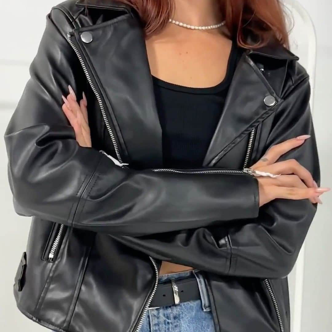 Charlotte Russeのインスタグラム：「It's Leather Weather somewhere... 👀 Shop this classic Faux Leather Biker Jacket Link in bio」
