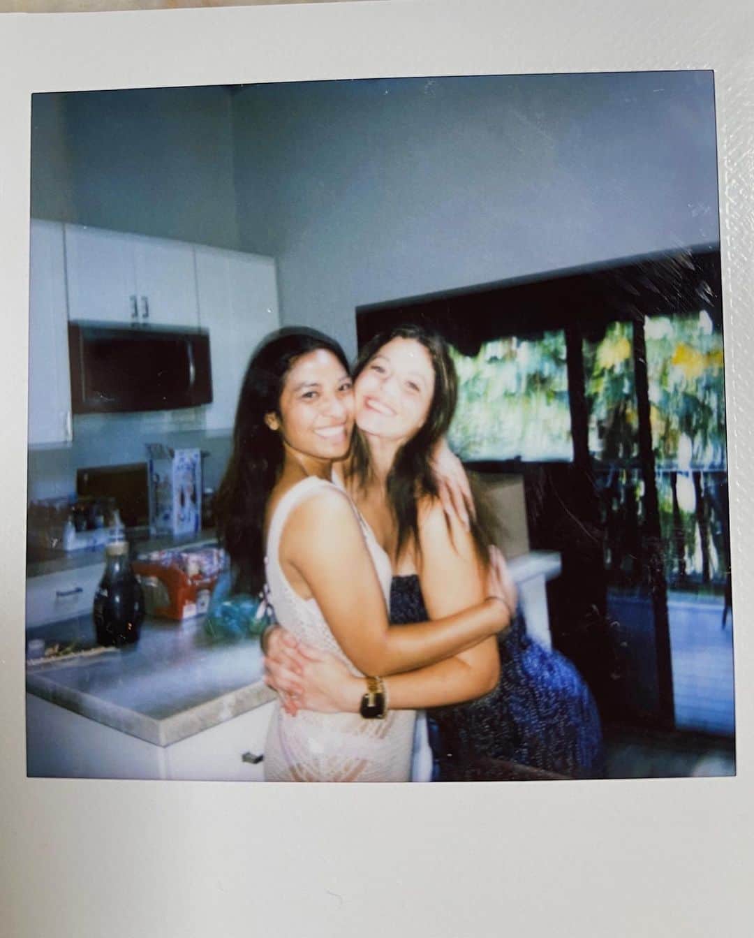 サーシャ・ピーターズのインスタグラム：「@jailynnerubio in her #30andthriving era ✨  Happy Birthday my beautiful best friend! Thank goodness you were born. 19 years and counting of this crazy life together! I’ve seen you go through so many ups and downs and you’ve handled it all with grace and strength. You are such a badass and the best ninang (godmama) to Hendrix. I can’t wait to see what you accomplish in the next 19 years and beyond. Cheers to your golden birthday! I hope this is the best year yet 💗 love you more than words.」