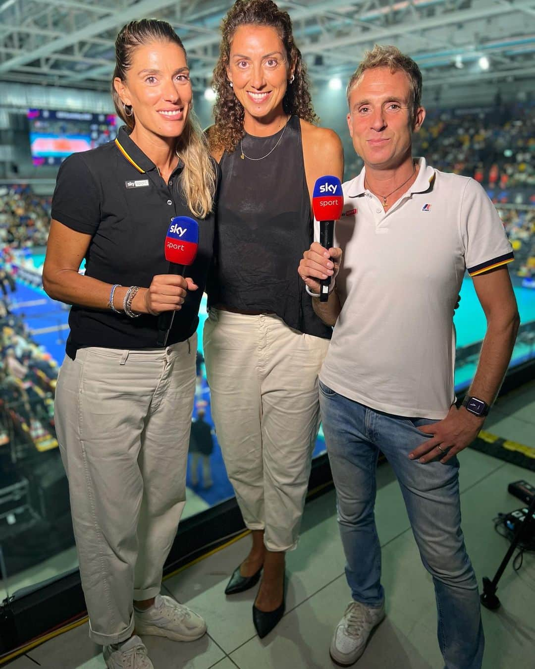 フランチェスカ・ピッチニーニさんのインスタグラム写真 - (フランチェスカ・ピッチニーニInstagram)「🏐 Europei di volley 🏐 Partendo da Verona - Monza - Torino - Firenze … Ci vediamo a Bruxelles 💪🏻🇮🇹💪🏻  Con @skysport  #eurovolleyw #eurovolley2023 #raccontidivolley」8月31日 6時59分 - francescapiccinini12