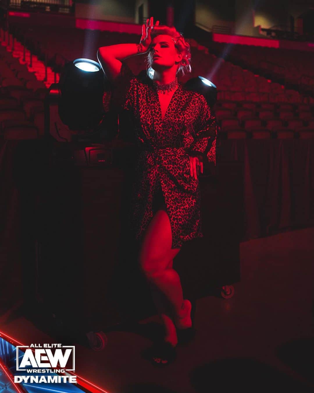 トニー・ストームさんのインスタグラム写真 - (トニー・ストームInstagram)「Toni Storm 💋⭐️  Don’t miss Wednesday Night #AEWDynamite TONIGHT at 8pm ET/ 7pm CT on @tbsnetwork」8月31日 7時04分 - tonistorm_