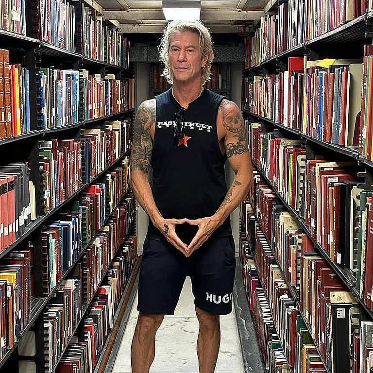 ダフ・マッケイガンさんのインスタグラム写真 - (ダフ・マッケイガンInstagram)「So many books...so little time....Quick trip through the @librarycongress today. Just amazing architecture and the collection is the most comprehensive in the world. Thank you all for the amazing tour! Boom!」8月31日 7時19分 - duffmckagan