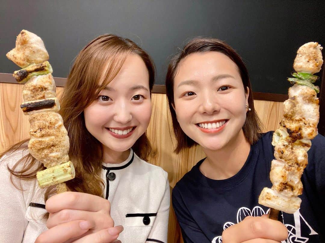森万由子のインスタグラム：「りぜ貴族と森貴族 in 鳥貴族🐓  貴族焼で小顔効果を狙いました。  それにしても山芋の鉄板焼って美味しいですね〜！」