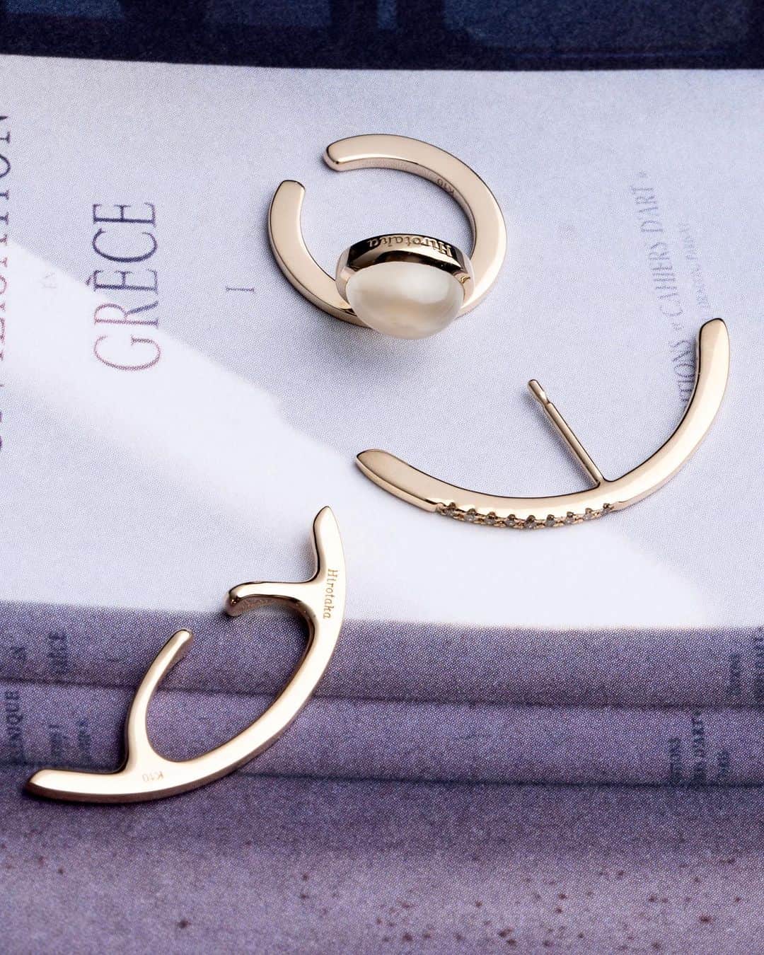 Hirotaka Jewelryのインスタグラム：「BEAUTY IN EVERY DETAIL #hirotakajewelry」