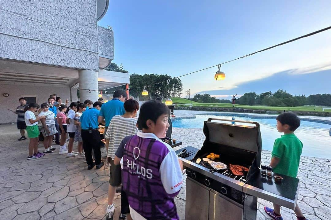 笹生優花さんのインスタグラム写真 - (笹生優花Instagram)「日本でジュニアイベント⛳️  参加していただいた皆様 ジュニアの皆さんありがとうございました😄 すごく楽しい2日間になりました。  Thank you to all the staff who helped us 👍🏼😇  スタッフの皆さんもいろいろありがとうございました。  #yukameetandgreet   And to all the sponsors who supported this event thank you so much 🙏🏼 #ICTSI @callawaygolf  @kpmggolf @kpmgjp  @hondajp @axa   静ヒルズカントリークラブの皆様もありがとうございました。  #PR #本田技研工業株式会社 ちなみに最後の写真はHonda ZR-Vで使用させて頂いております！🤩」8月31日 8時43分 - yukasaso_official