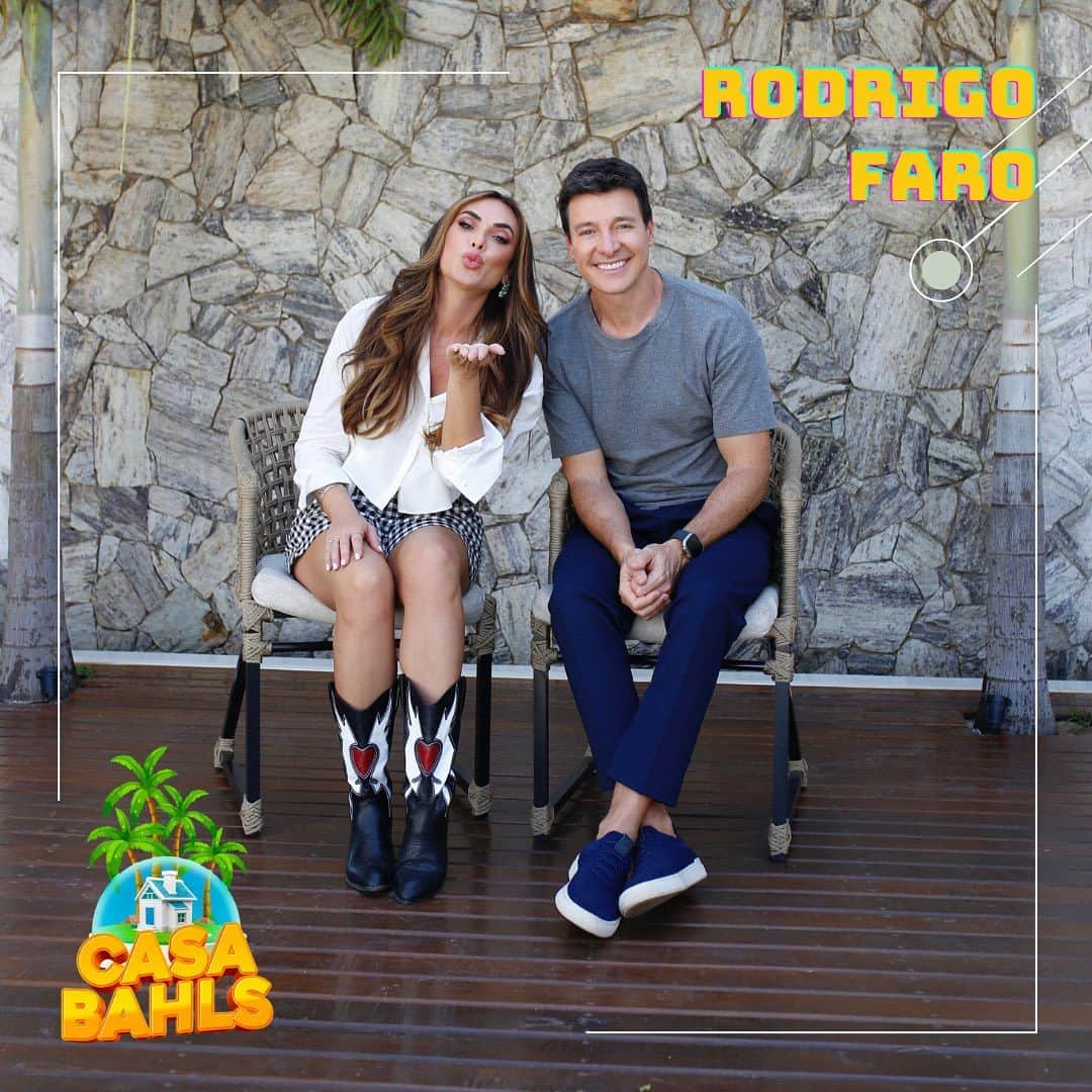 Nicole Bahlsのインスタグラム：「Preparados para a visita ilustre do @rodrigofaro no @canalcasabahls? 🎉🎬… O papo foi descontraído e muito engraçado 😂  Corre que tem vídeo novo no canal. Link no Story 😉😘」