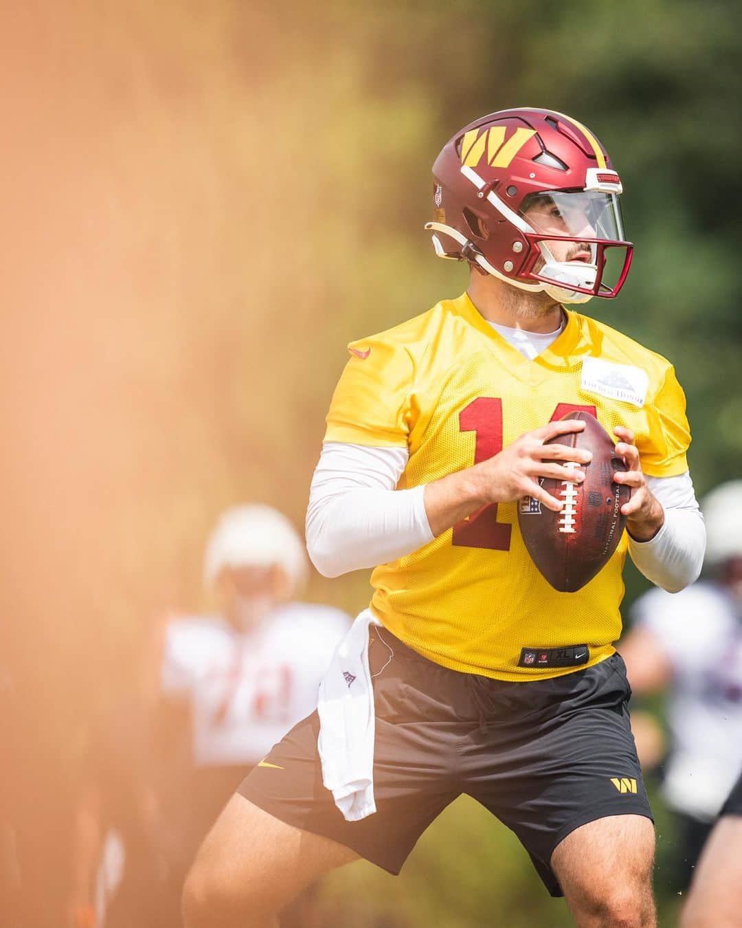 ワシントン・レッドスキンズのインスタグラム：「workin’ towards week 1」