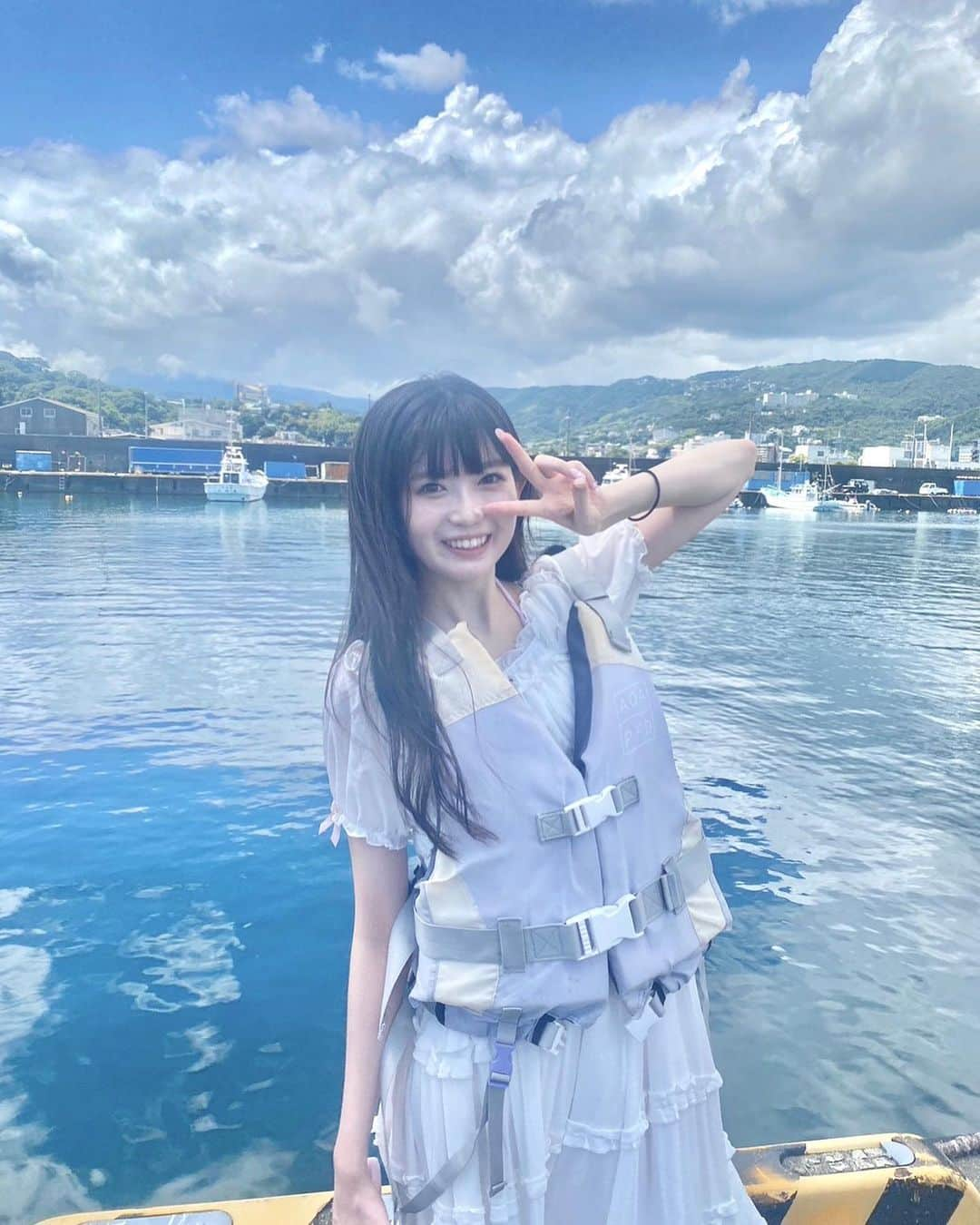 律月ひかるさんのインスタグラム写真 - (律月ひかるInstagram)「すっごくキラキラしてたのは、夏のおかげとあと君のせい！」8月31日 9時51分 - ritsuki_hikaru_official