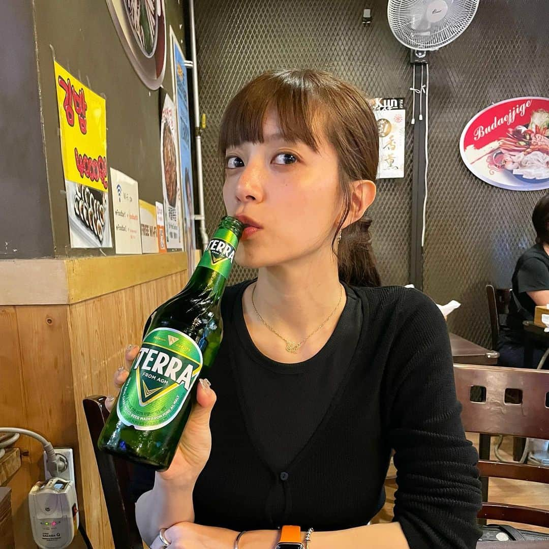 三谷紬さんのインスタグラム写真 - (三谷紬Instagram)「🍻🍺🍻 ビール。 とても好きな飲み物ではないけど たまに無性に飲みたくなるのです。 韓国に行くとこのビールをひたすら🍻 チャミスルも好きだけど😊 * #beer#ビール#🍻#🍺#terra#テラー#韓国#🇰🇷#korea#好きな飲み物#飲み物#お酒#お酒は20歳になってから#テレビ朝日#アナウンサー#三谷紬」8月31日 21時30分 - mitani_tsumugi