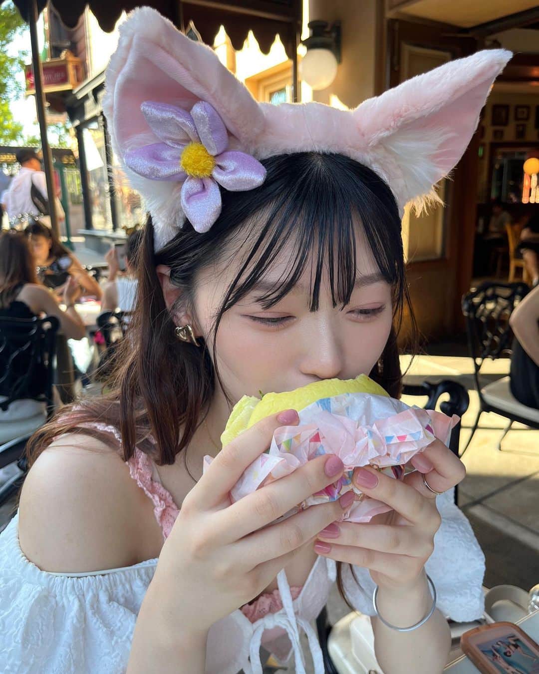 鈴木楓恋さんのインスタグラム写真 - (鈴木楓恋Instagram)「食べ方赤ちゃんなのどうにかして👶🏻」8月31日 20時05分 - _karendayo_