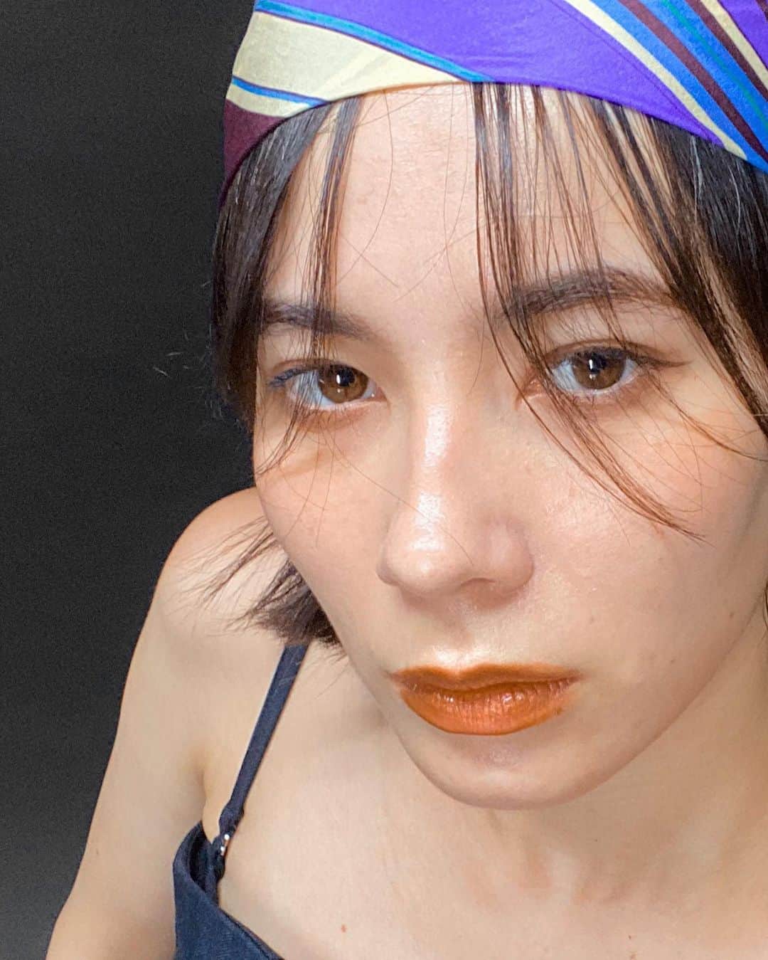 マリークレアのインスタグラム：「* 🍊🧡」