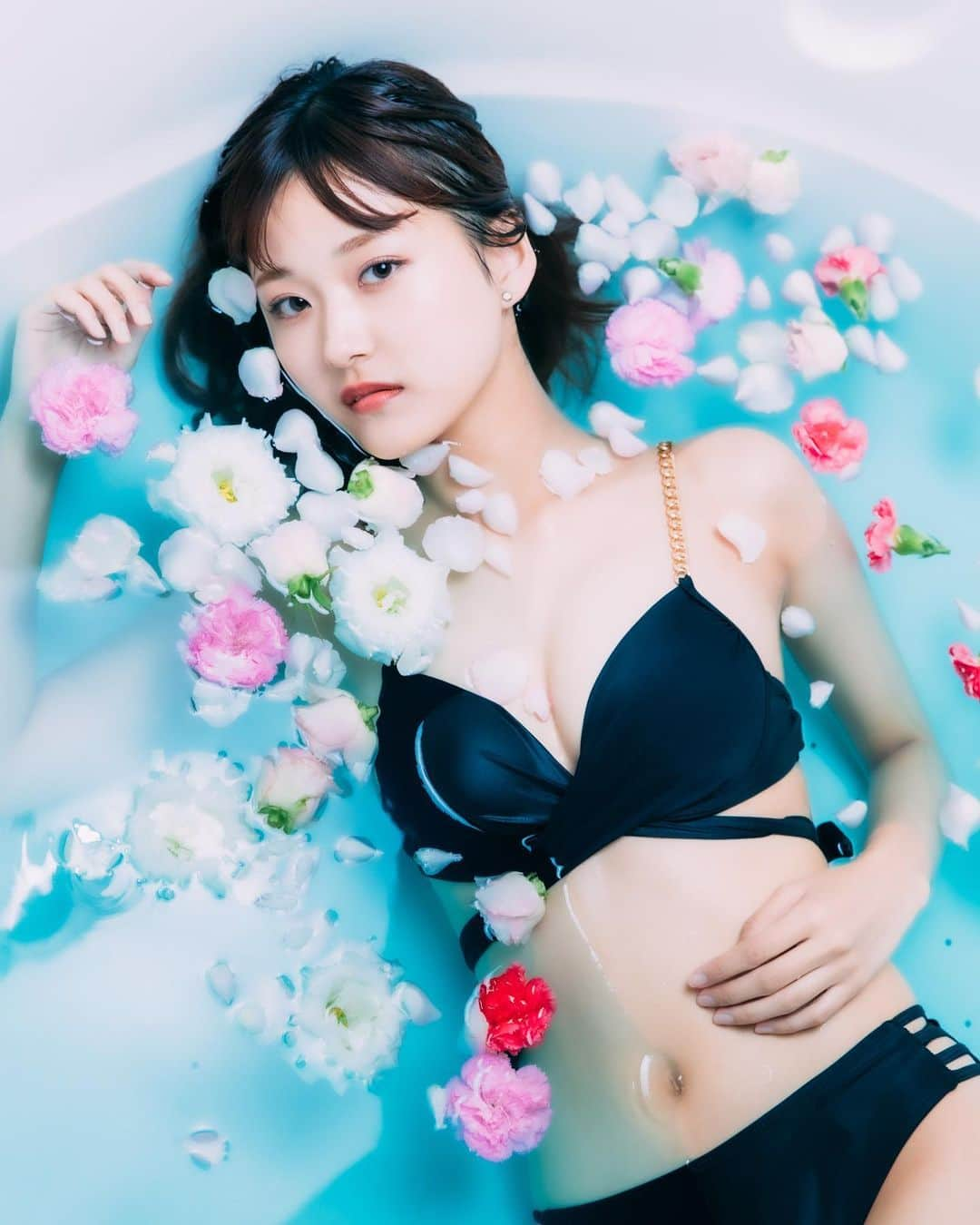 佐藤茜さんのインスタグラム写真 - (佐藤茜Instagram)「🌼💕  水着でも撮ったんだよ〜💝 昨日のと水着、みんなはどっち派？？☺️  📸 : @waaata_photo」8月31日 20時17分 - rosy__cloud