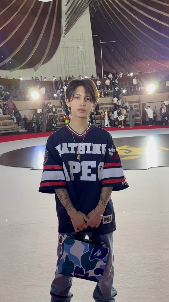 岩橋玄樹のインスタグラム：「Thank you for inviting me @bape_japan」