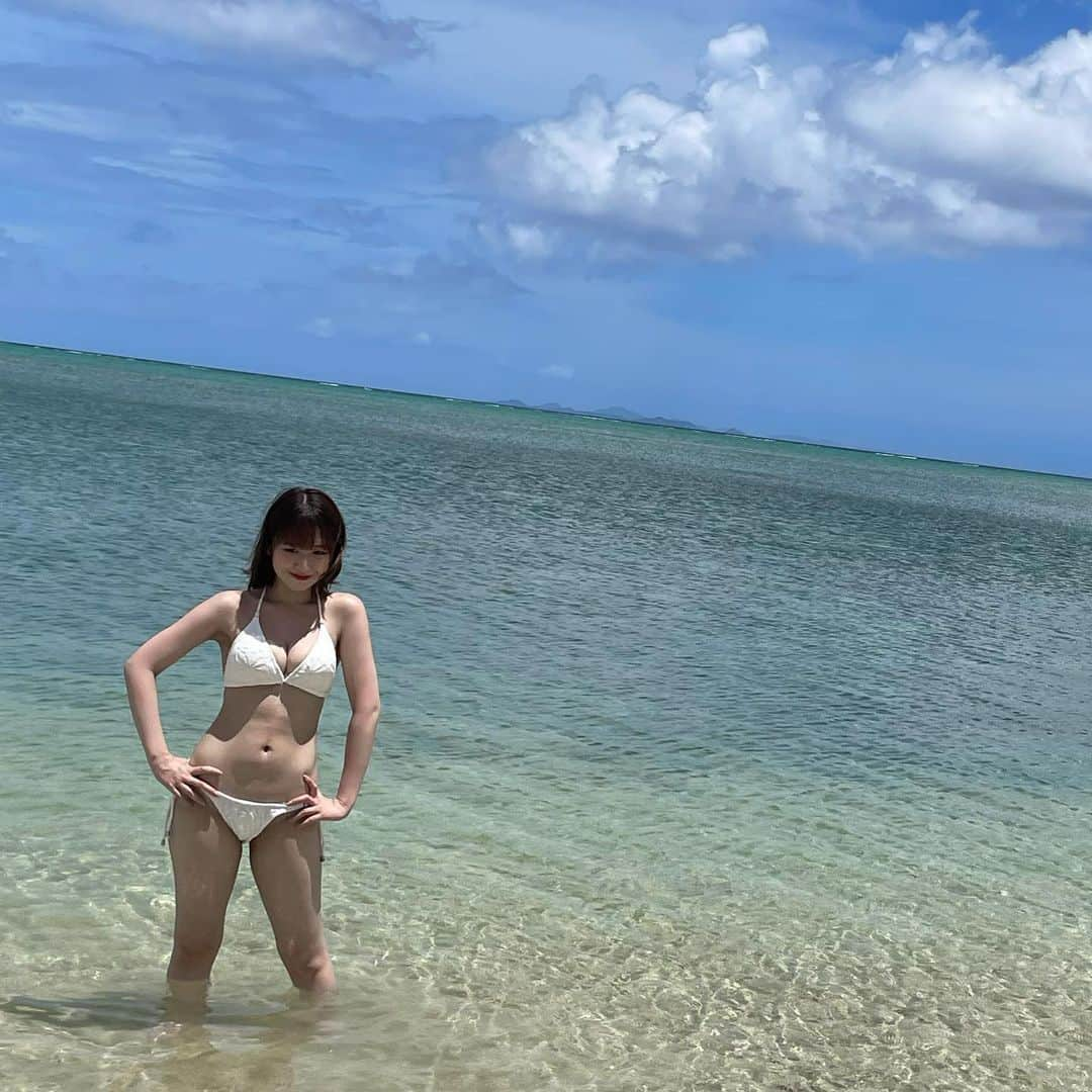 野中美希さんのインスタグラム写真 - (野中美希Instagram)「夏が終わる🌊🌊 2023夏、海に行けてうれしかったです！ . 写真集予約受付中！ #helloproject#morningmusume23#モーニング娘#モーニング娘23#野中美希#ちぇる」8月31日 20時28分 - miki_nonaka.official