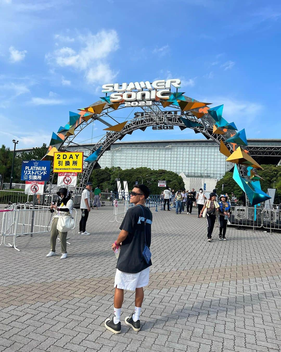 岩田翔吉さんのインスタグラム写真 - (岩田翔吉Instagram)「I have spent fulfilling summer holiday🌈🌻🫧  #boxing #crawfordspence #crawford #pbc #pool #holiday #newotani #summersonic #kendricklamar #readymade #chromehearts #goyard  #nike #ootd #outfits #aj1」8月31日 20時33分 - shokichiiwata_tokyo