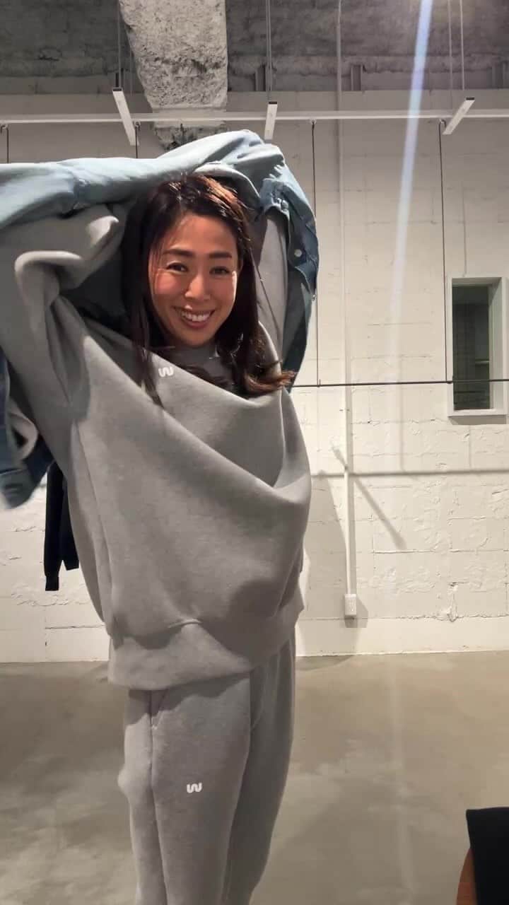 野沢和香のインスタグラム：「@werthy.official スウェット　紹介LIVE 明日１日21時発売です！ どうぞよろしくお願いします🙇‍♀️✨🥹」