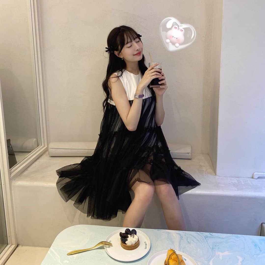 藤川らるむのインスタグラム：「ここのタルトやさん グルテンフリー×白砂糖不使用×乳製品不使用でさいこーのおみせ🍰💗 なにより乗ってるフルーツがすごく美味しいの、代々木上原店は比較的入りやすいし、店員さんもいい人だった🕊️🤍」