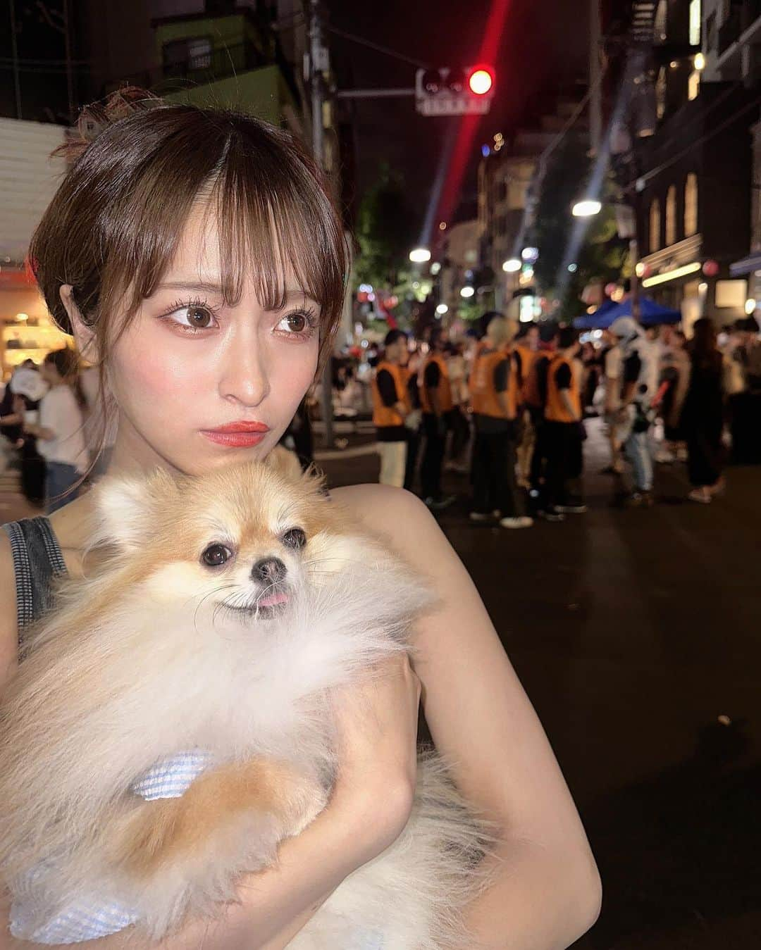 清水里香さんのインスタグラム写真 - (清水里香Instagram)「⁡ ⁡ くうちゃんとお祭り行くの夢だったの🐶 ずーっとずっと大好きだよ！ これからも色んなとこ一緒に行こうね🫶🏻 ⁡ ⁡ ⁡ ⁡ #ポメラニアン #愛犬 #くうちゃん  #お祭り」8月31日 21時17分 - partyyy_chu