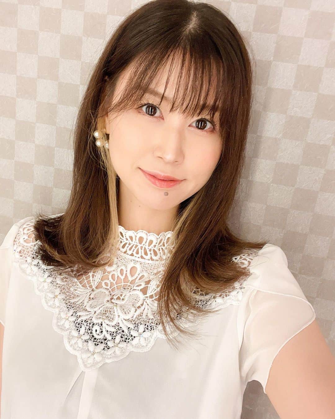 永作あいりのインスタグラム：「おはよ🫧  8月も今日で終わりじゃん！🌻⛱️」