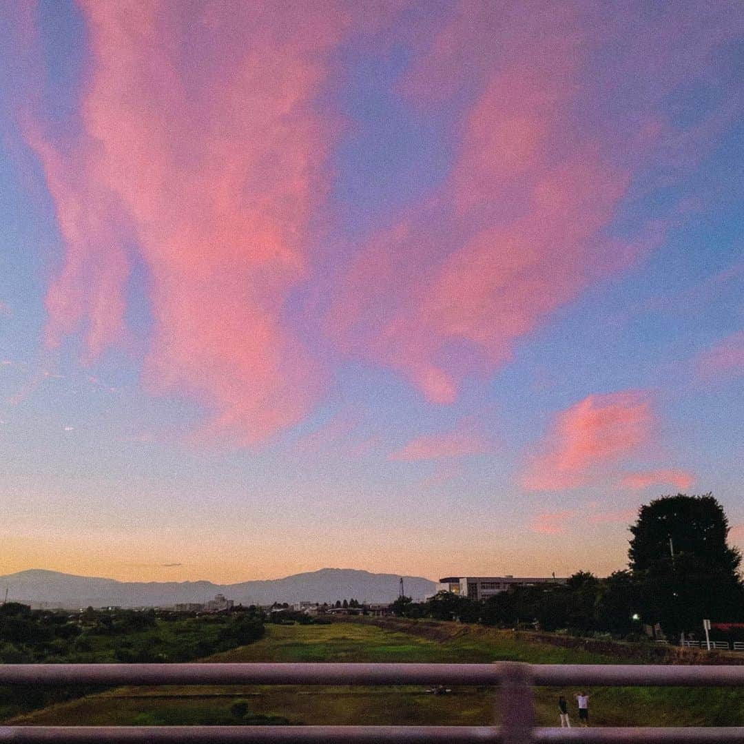 鈴木芳奈さんのインスタグラム写真 - (鈴木芳奈Instagram)「夏の思い出🎐🌻」8月31日 12時40分 - tachibana_kanna