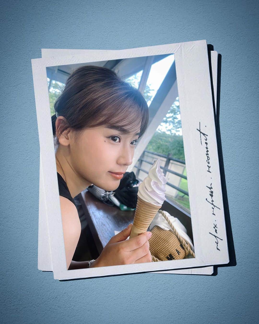 秋山ゆずきさんのインスタグラム写真 - (秋山ゆずきInstagram)「. . ばいばい8月🍦  #さよなら #8月 #夏 #Summer #JAPAN #札幌 #北海道 #ラベンダーソフトクリーム #ラベンダー #ソフトクリーム #羊ヶ丘展望台」8月31日 13時56分 - yuzukiakiyama