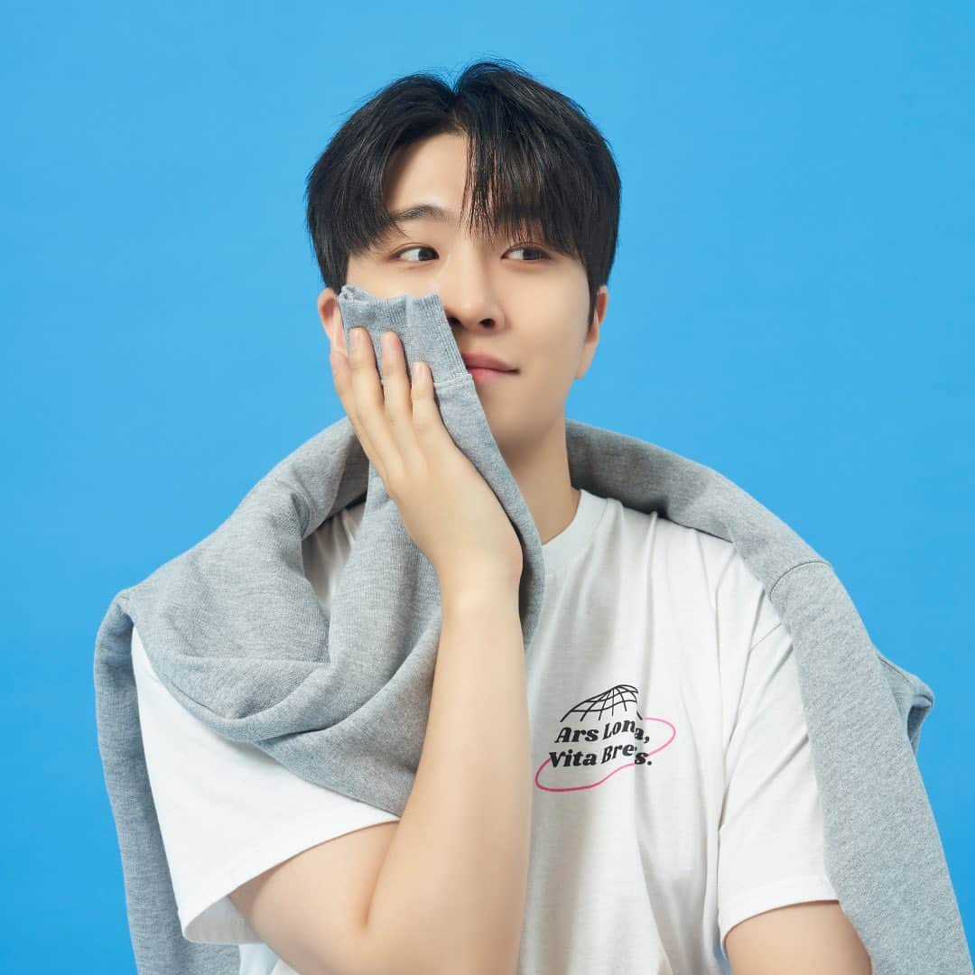 ヨンジェのインスタグラム：「Ars X Coco Coming Soon! 2023.09.01(FRI) 2:00 p.m. Open  곧 만나요 :) #영재 #YOUNGJAE」