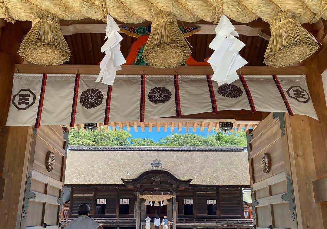 青山有紀さんのインスタグラム写真 - (青山有紀Instagram)「神の島と言われる大三島の大山祇神社。 そしてWAKKAカフェ☕️ とっても氣持ちのよいところでした✨」8月31日 14時49分 - yukiaoya