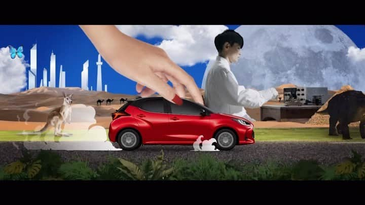 サカナクションのインスタグラム：「「YARIS DIRECTORSCUT」 #001 石向洋祐「自由自在 YARIS」  トヨタ ヤリスシリーズの映像＆サカナクションの映像と音素材で自由自在に映像を創るプロジェクトがスタート  サカナクションとしては「エウリュノメー」のトラックデータと演奏シーンの映像素材が提供されます。  ルールをご確認の上、ぜひご参加ください。  #トヨタ #YARIS_DIRECTORSCUT」