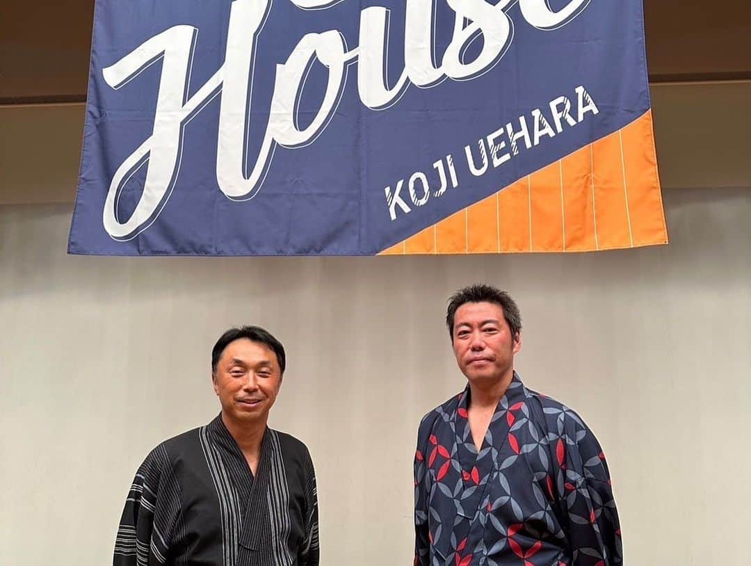 宮本慎也のインスタグラム：「本日 中野ZEROホールで 上原浩治とクラブハウス やりましたー^_^  今日も頑張ったぜ！」