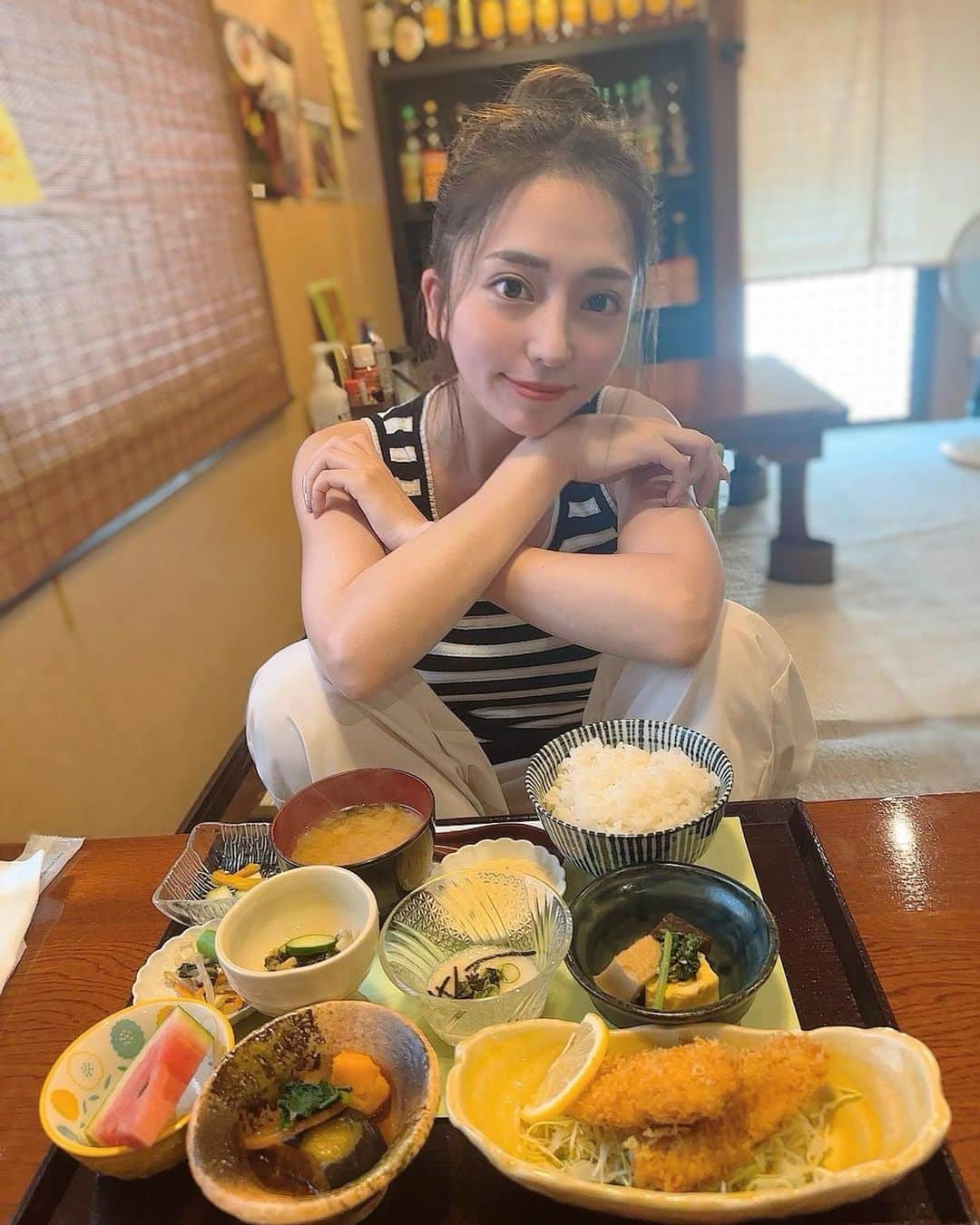 堀尾実咲のインスタグラム：「夏休みのひとコマ🌻  なんなんだこの実家っぽさは👶 なぜこんなに落ち着くのだ👶  明日から9月だね🌝  #堀尾実咲の夏休み🌻 #夏の終わり」