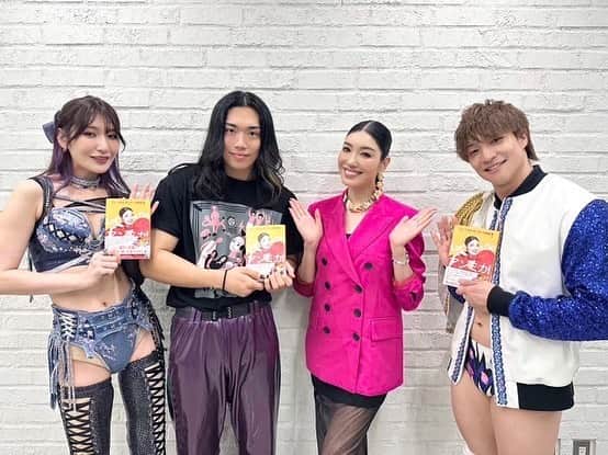 のインスタグラム：「楽しい夏でした。 まだまだ猛暑日が続くみたいなので、油断せずにいきましょう。  さて、明日の9月1日はなんの日…？  #ddtpro #上野勇希」