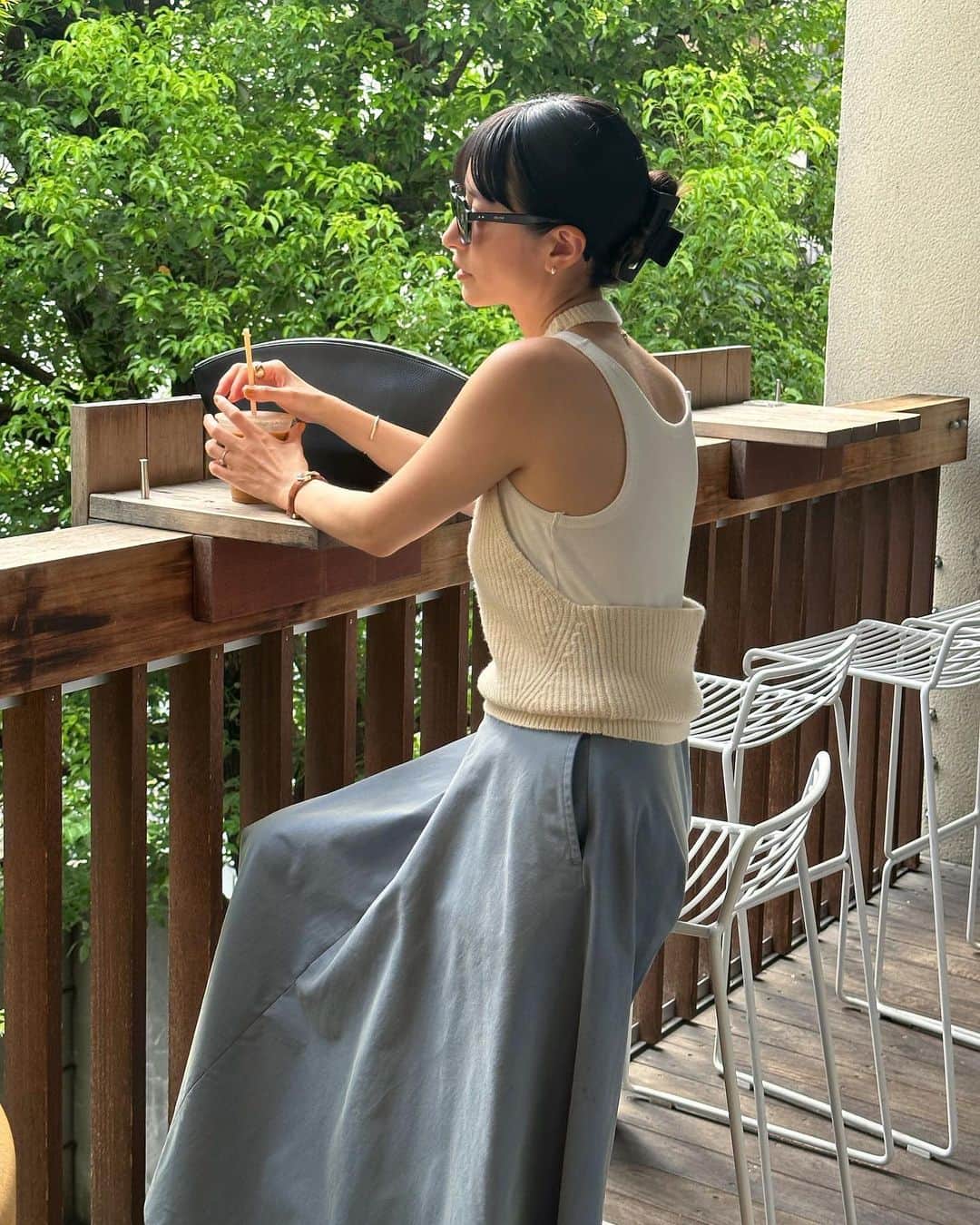 松本恵奈さんのインスタグラム写真 - (松本恵奈Instagram)「少し前の私服です♡ ルミネリニューアルOPEN復刻アイテムのBLUのスカートにビスチェ付きニットのビスチェだけを合わせてみたよ♡ いつもより少しレディーな雰囲気で可愛いです◯  スカートは7日のルミネリニューアルOPENの日に発売されるので是非楽しみにしていてください♡ #clane #リニューアル #open #復刻アイテム」8月31日 16時50分 - ena1123
