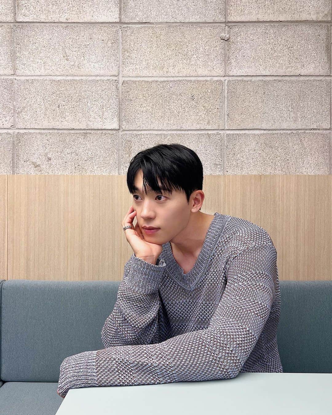チャンジョのインスタグラム：「뮤직인더트립🤍」