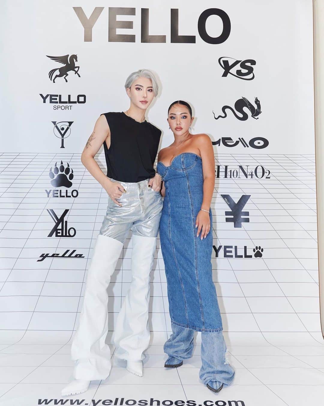 のインスタグラム：「YELLOのPOPUPにギュテと行ってきたよん💖 私が21歳ぐらいの時に出会ってから 長年愛用している大好きなブランド💓 表参道でPOPUPしてるのでぜひ行ってみて！  @yelloshoes_official」